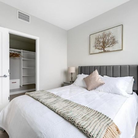 Modern Comfort At Ubc: 1Br Condo Near Campus Ванкувер Екстер'єр фото