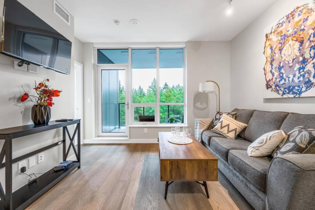 Modern Comfort At Ubc: 1Br Condo Near Campus Ванкувер Екстер'єр фото